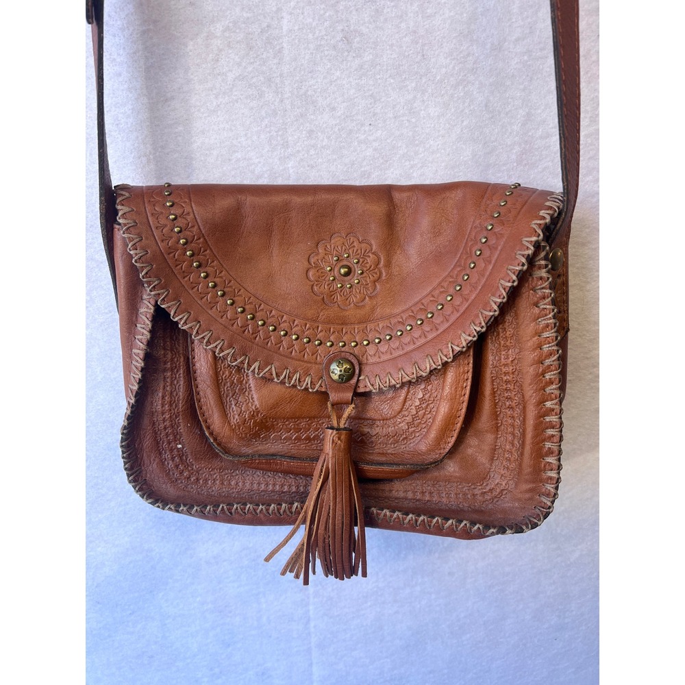 Patricia Nash Tan Leather Whipstitch Tassel Crossbody Bag Studded Boho Saddle